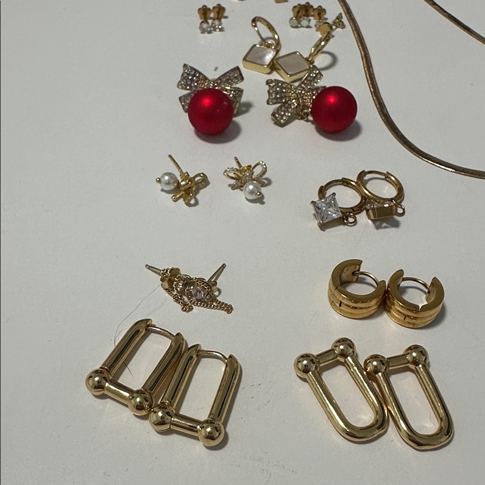 ❤️ Bundle of 18 High End Department Store Brands Necklaces & Earrings (Costume) - Picture 2 of 4